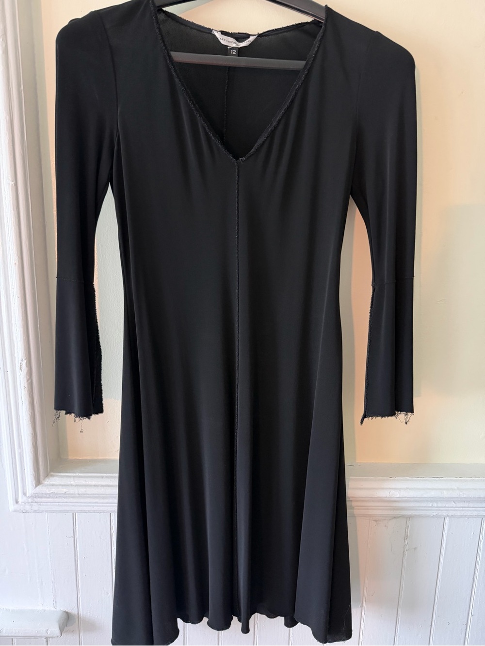 Diane Von Furstenberg Black V-Neck Long Sleeve Dress